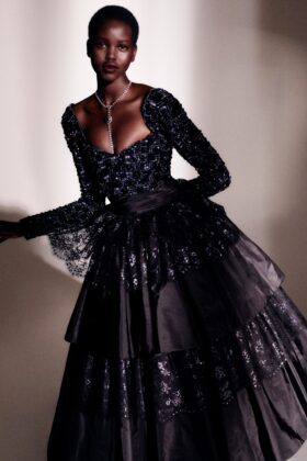 Chanel revela sua coleção de Alta-Costura